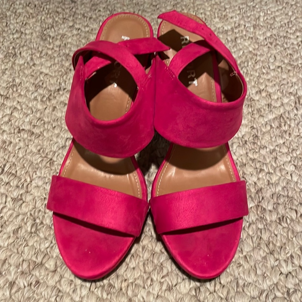 Pink heels